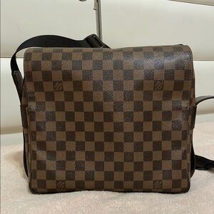 Louis Vuitton DE Naviglio